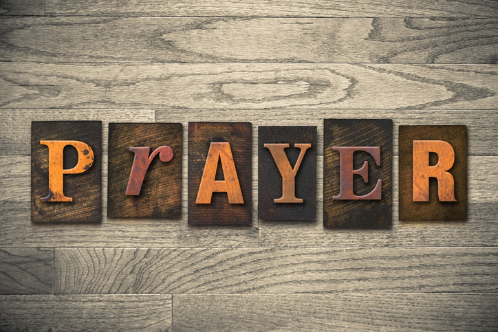 How to pray: 4 Easy Prayer points 